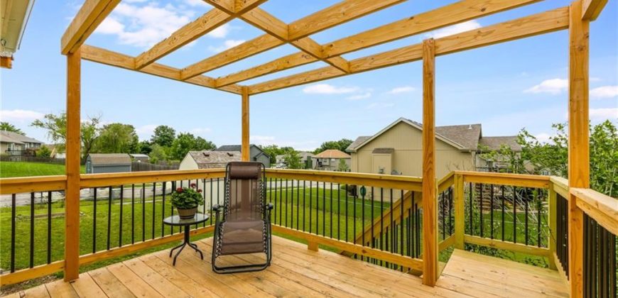 Homes for Sale in Kearney, MO 64060 | 1301  Stonecrest Drive