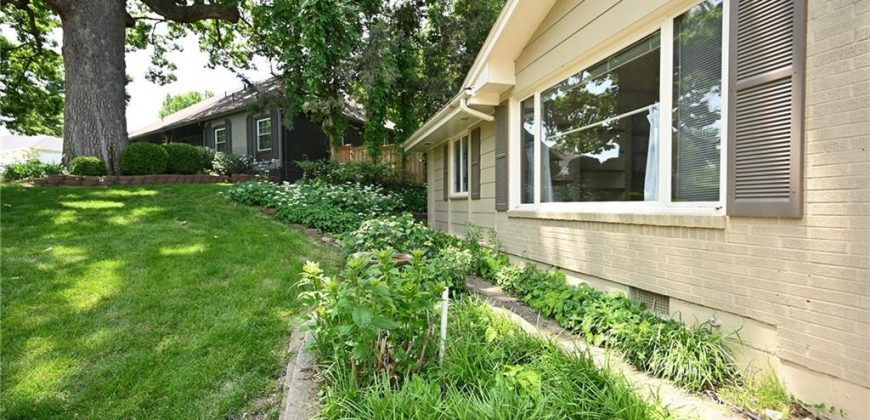 Homes for Sale in Kansas City, MO 64116 | 4628 NE Carolane Street