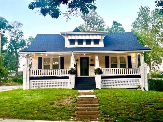 Homes for Sale in Liberty, MO 64068 | 101 S Fairview Avenue
