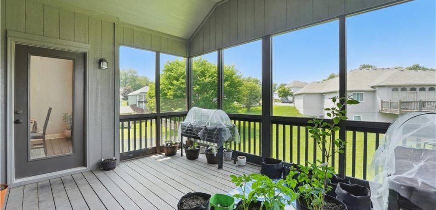 Homes for Sale in Kansas City, MO 64155 | 1104 NW 109th Street