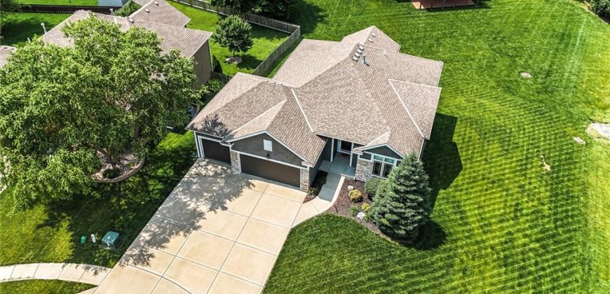 Homes for Sale in Kansas City, MO 64155 | 1104 NW 109th Street