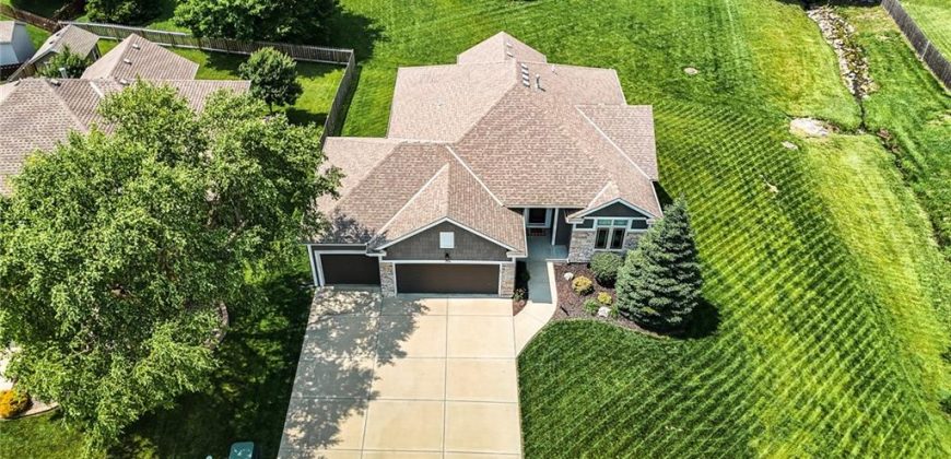 Homes for Sale in Kansas City, MO 64155 | 1104 NW 109th Street