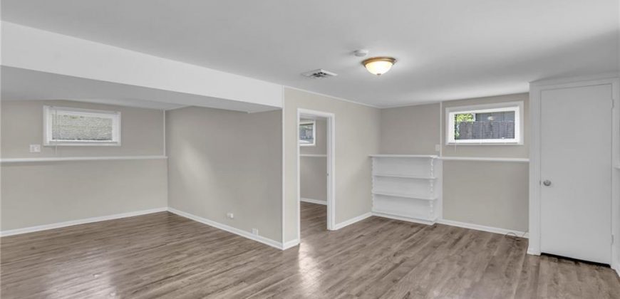 Homes for Sale in Kansas City, MO 64118 | 6404 N Wayne Avenue