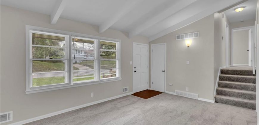 Homes for Sale in Kansas City, MO 64118 | 6404 N Wayne Avenue
