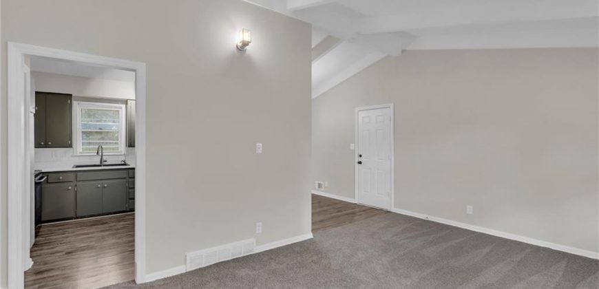 Homes for Sale in Kansas City, MO 64118 | 6404 N Wayne Avenue