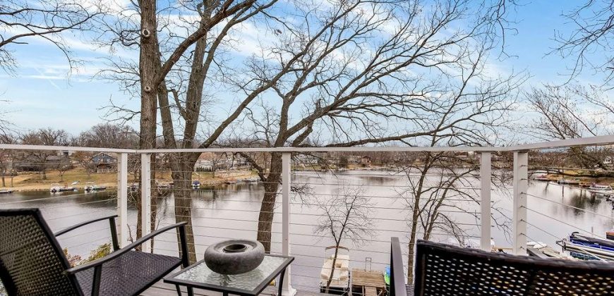 Homes for Sale in Lake Waukomis, MO 64151 | 775 NW South Shore Drive