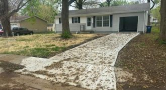 Homes for Sale in Liberty, MO 64068 | 309  Manor Lane