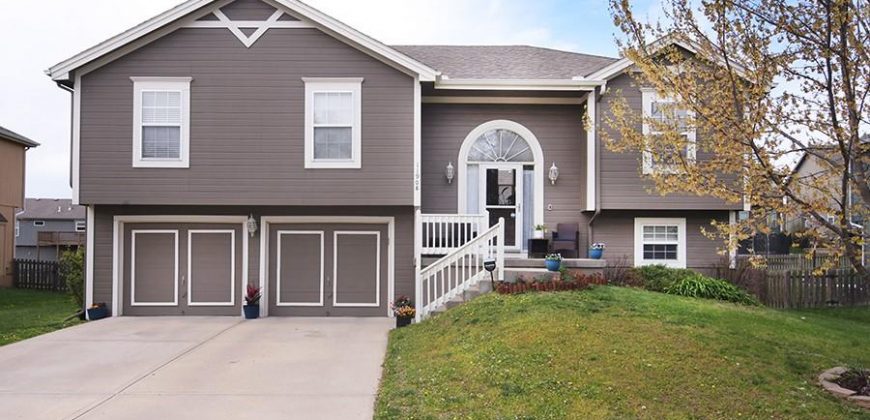 Homes for Sale in Kansas City, MO 64155 | 11908 N Lydia Avenue