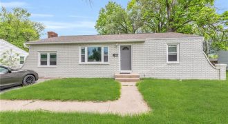 Homes for Sale in Gladstone, MO 64118 | 1400 NE 67th Terrace
