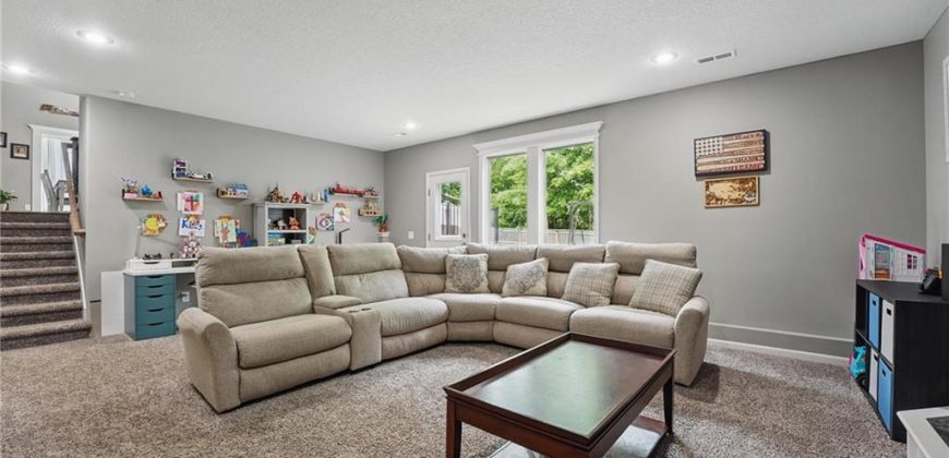 Homes for Sale in Kearney, MO 64060 | 1106 E 14th Street