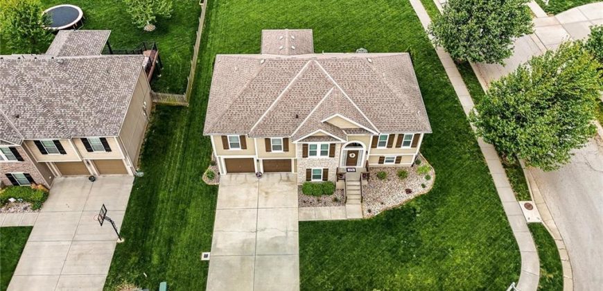 Homes for Sale in Kansas City, MO 64157 | 10136 N Wallace Avenue