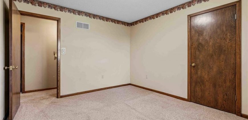 Homes for Sale in Liberty, MO 64068 | 521 S La Frenz Road
