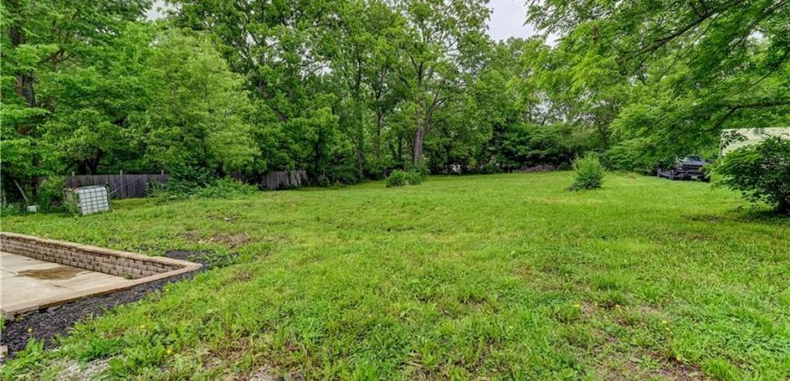 Homes for Sale in Kansas City, MO 64119 | 5318 NE 49th Street