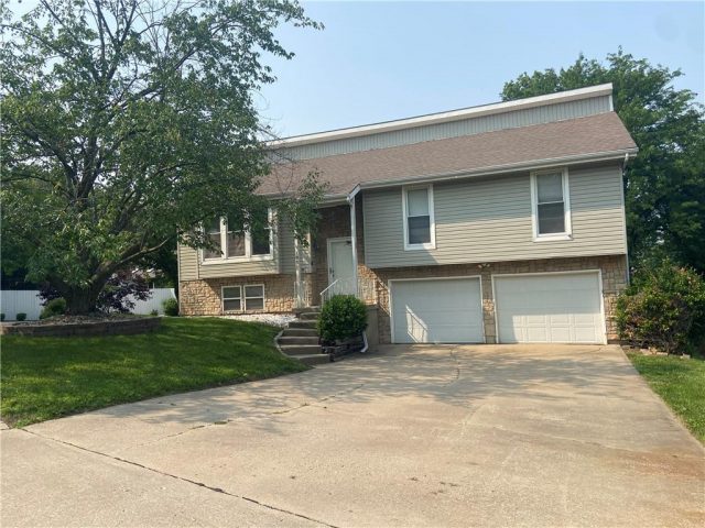 Homes for Sale in Liberty, MO 64068 | 108  Charles Street