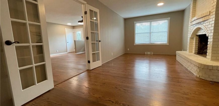 Homes for Sale in Liberty, MO 64068 | 1005  Scott Drive