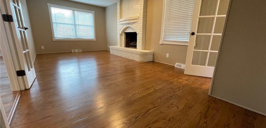 Homes for Sale in Liberty, MO 64068 | 1005  Scott Drive