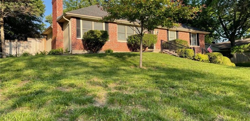 Homes for Sale in Liberty, MO 64068 | 1005  Scott Drive