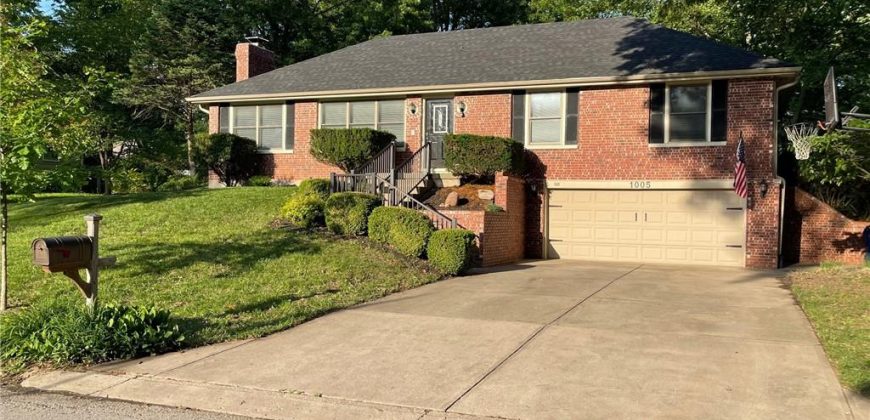 Homes for Sale in Liberty, MO 64068 | 1005  Scott Drive