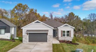 Homes for Sale in Riverside, MO 64150 | 5025 NW Linder Lane