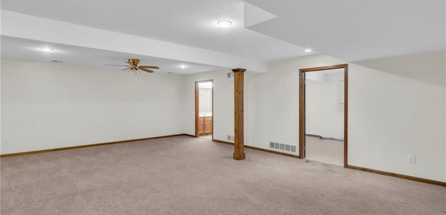 Homes for Sale in Weatherby Lake, MO 64152 | 7728 NW Eastside Drive