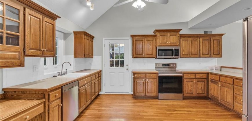 Homes for Sale in Weatherby Lake, MO 64152 | 7728 NW Eastside Drive