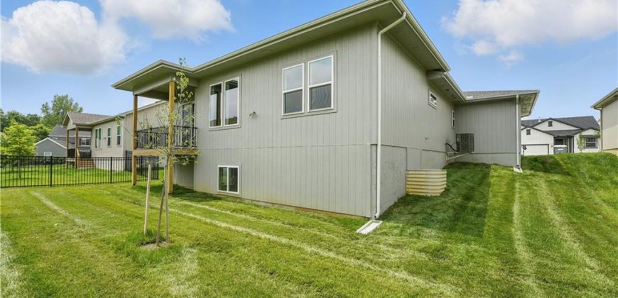 Homes for Sale in Kansas City, MO 64158 | 8019 N Sycamore Avenue