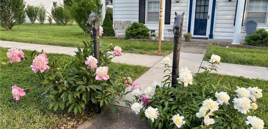Homes for Sale in Kearney, MO 64060 | 205 E Washington Street