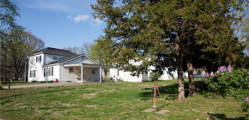 Homes for Sale in Kearney, MO 64060 | 205 E Washington Street