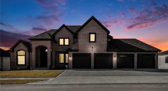 Homes for Sale in Riverside, MO 64150 | 2171 NW Palisades Drive