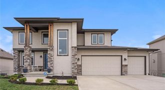 Homes for Sale in Parkville, MO 64152 | 7295 NW Forest Lakes Drive