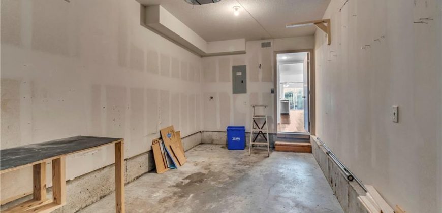 Homes for Sale in Kansas City, MO 64119 | 8101 N Lawn Avenue