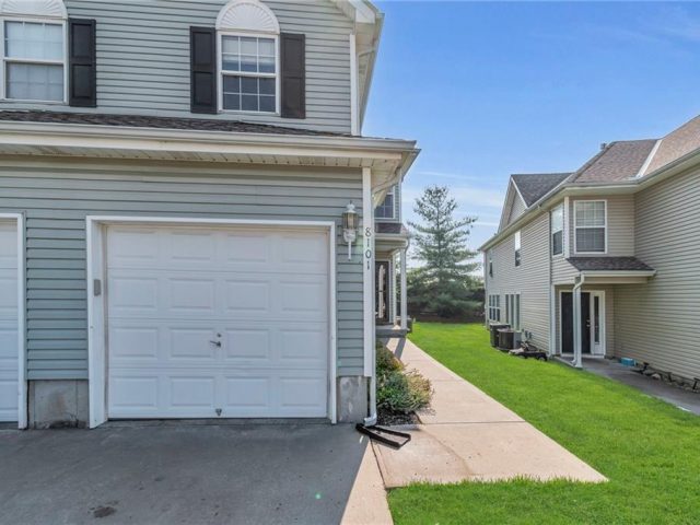 Homes for Sale in Kansas City, MO 64119 | 8101 N Lawn Avenue