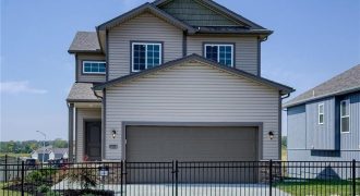 Homes for Sale in Kansas City, MO 64154 | 9634 N Colrain Avenue