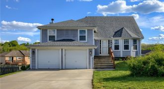 Homes for Sale in Kansas City, MO 64157 | 8403 NE 115th Terrace