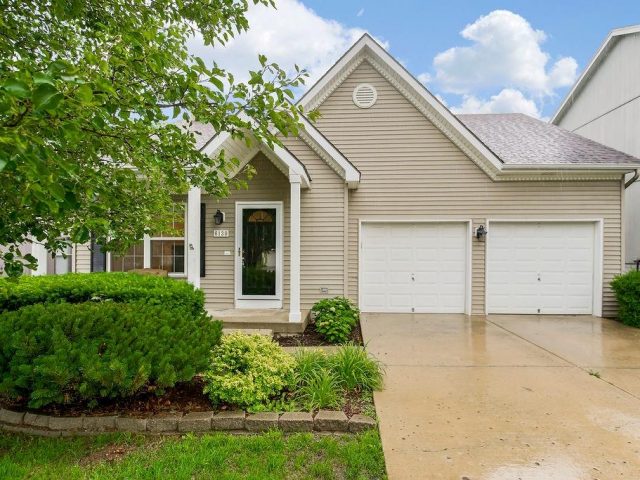 Homes for Sale in Kansas City, MO 64151 | 6130 N Coventry Avenue