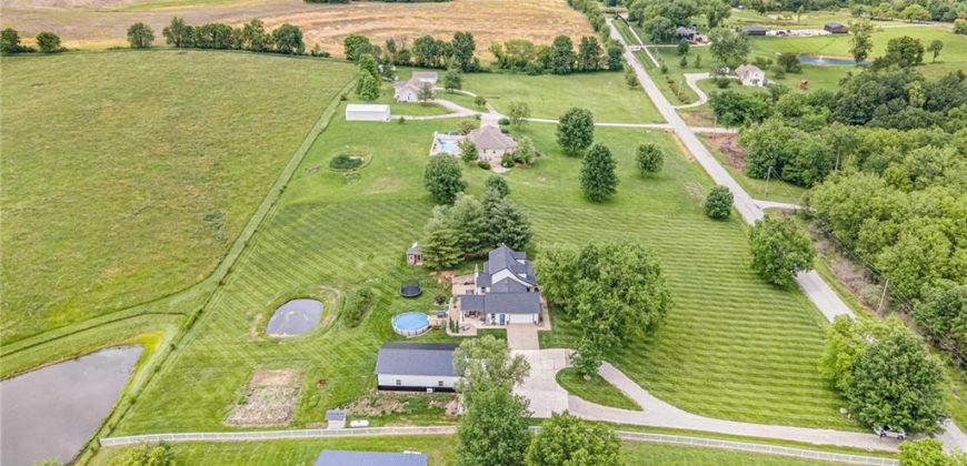 Homes for Sale in Liberty, MO 64068 | 12410  Northern Avenue