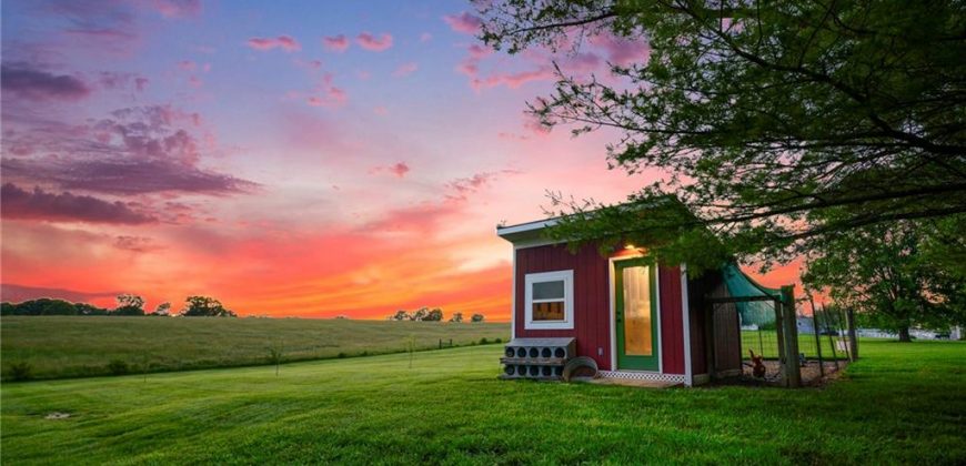Homes for Sale in Liberty, MO 64068 | 12410  Northern Avenue