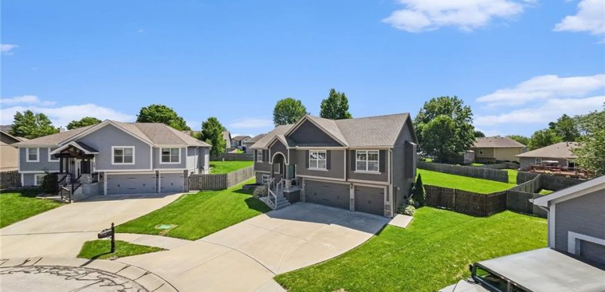 Homes for Sale in Kearney, MO 64060 | 721 E 13th Terrace