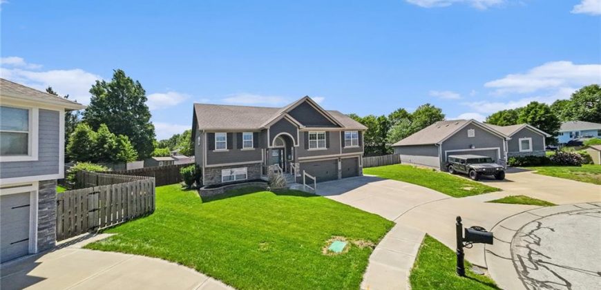 Homes for Sale in Kearney, MO 64060 | 721 E 13th Terrace