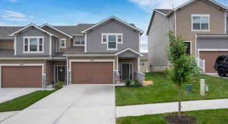 Homes for Sale in Parkville, MO 64152 | 7353  Grand Slam Unit #33A Street