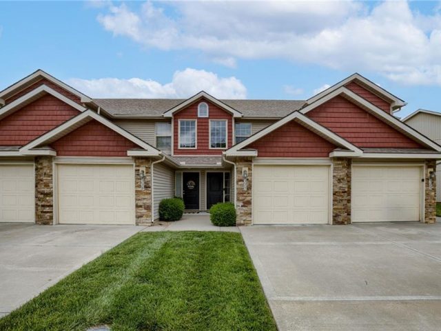 Homes for Sale in Kansas City, MO 64119 | 8317 N Spruce Avenue