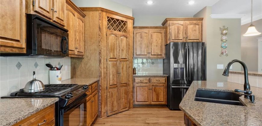 Homes for Sale in Kansas City, MO 64154 | 5800 NW 108th Court