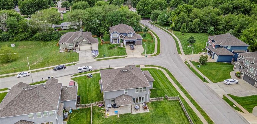 Homes for Sale in Kansas City, MO 64155 | 10831 N Tracy Avenue