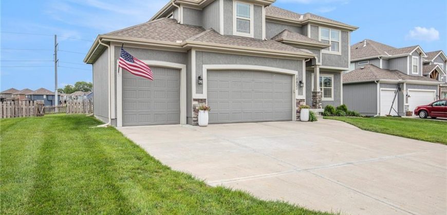 Homes for Sale in Kansas City, MO 64155 | 10831 N Tracy Avenue