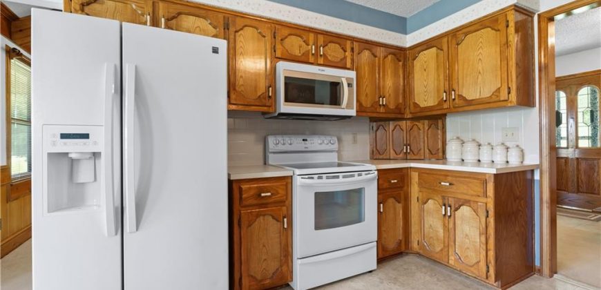 Homes for Sale in Kearney, MO 64060 | 13711  Marie Place