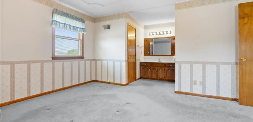 Homes for Sale in Kearney, MO 64060 | 13711  Marie Place