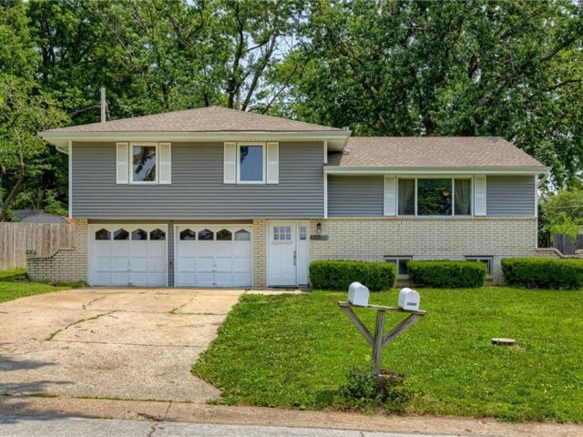 Homes for Sale in Kansas City, MO 64119 | 5829 N Denver Avenue
