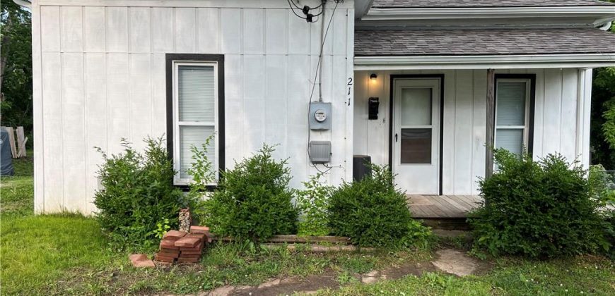 Homes for Sale in Liberty, MO 64068 | 211  Suddarth Street
