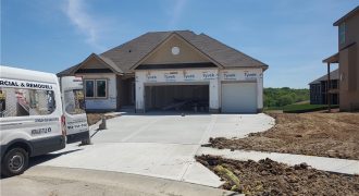 Homes for Sale in Kansas City, MO 64156 | 7009 NE 102nd Court
