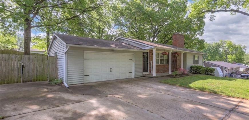 Homes for Sale in Kansas City, MO 64151 | 5805 N Belton Avenue